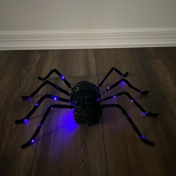 Halloween Black LED Spider 21in Large Haunted House Prop Creepy Lawn Decor New - Picture 7 of 7